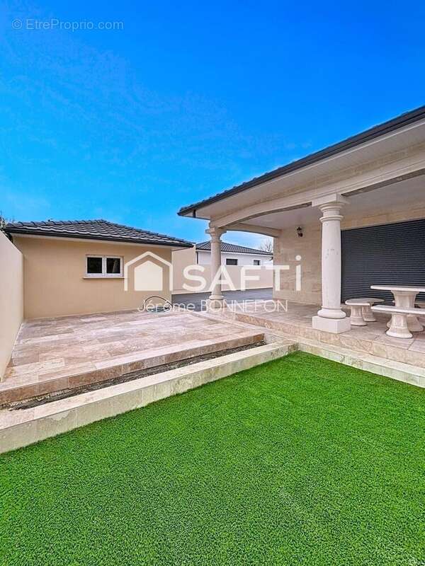 Photo 2 - Maison à SAINT-LOUBES