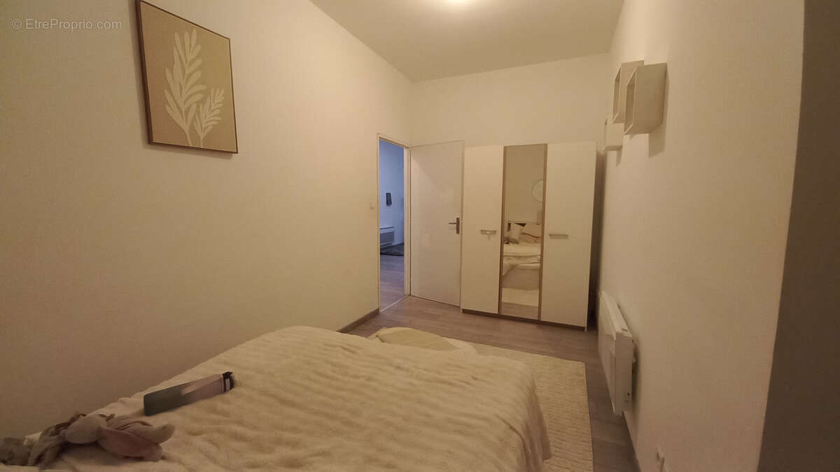 Appartement à LESPIGNAN