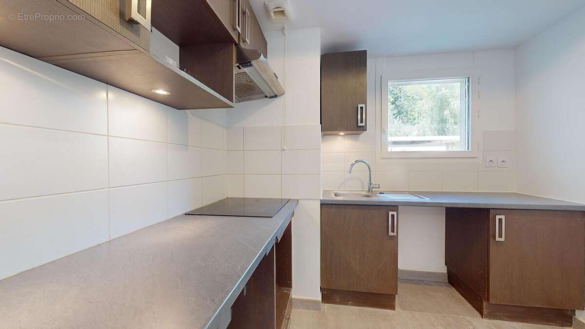 Appartement à MARSEILLE-12E