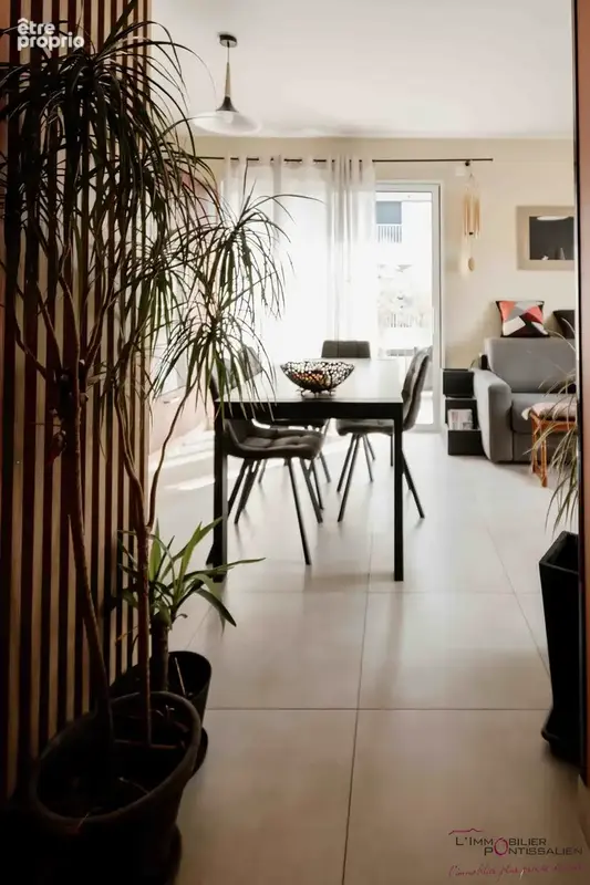 Doubs - quartier charles - appartement de type 3 : 2 chambres, terasse et garage - photo 3