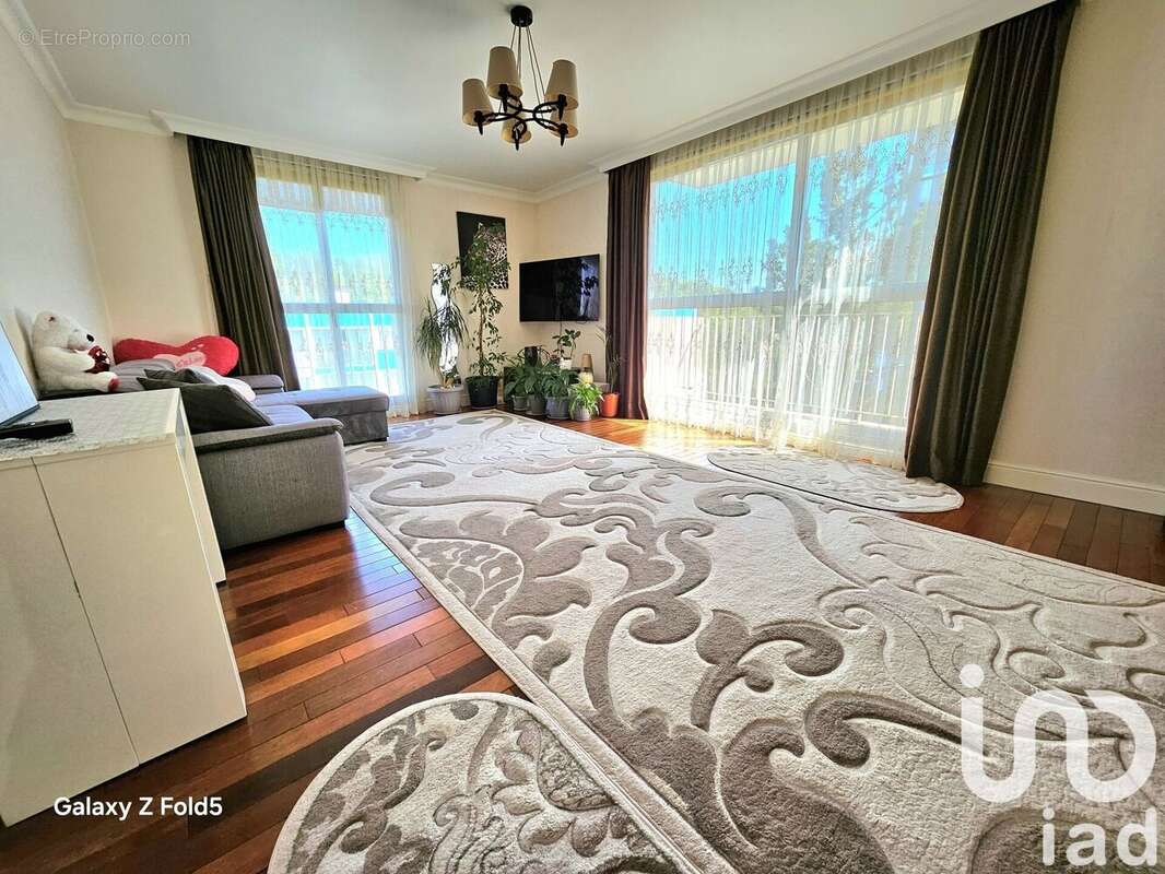 Photo 4 - Appartement à SUCY-EN-BRIE