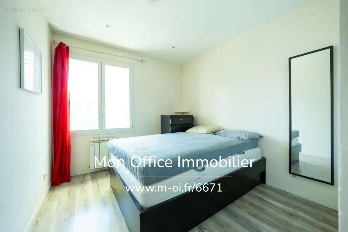 Appartement à MARSEILLE-6E