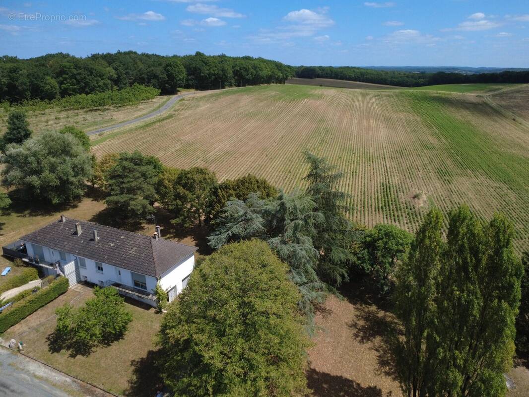 Maison à BEAUMONT-DU-PERIGORD