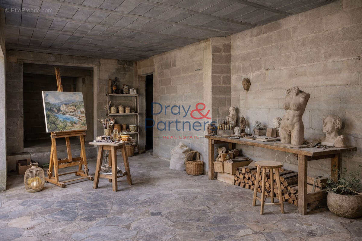 Maison à MANDELIEU-LA-NAPOULE