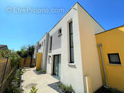 Maison à CASTELGINEST