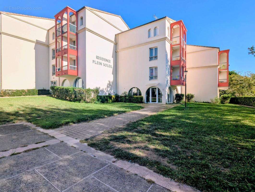 Appartement à LAMALOU-LES-BAINS