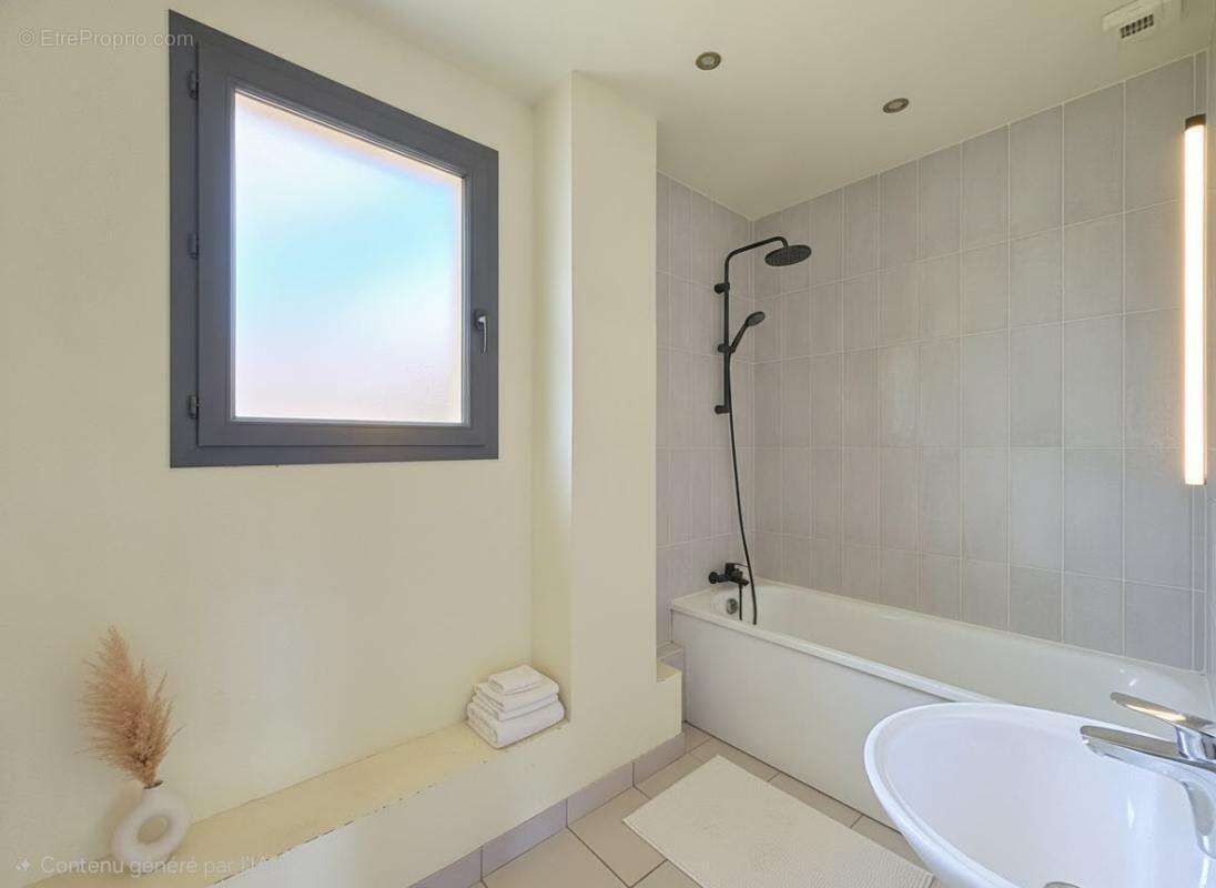 Maison - 3 Chambres - Garage - Jardin - Proche centre village - photo 28