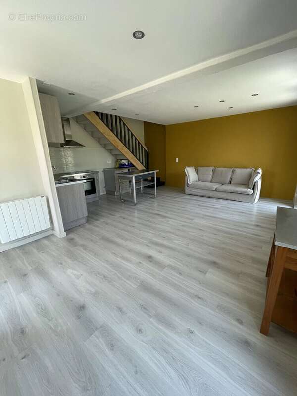 Maison de caractere renovee avec garage -  centre ville de bergerac. - photo 8