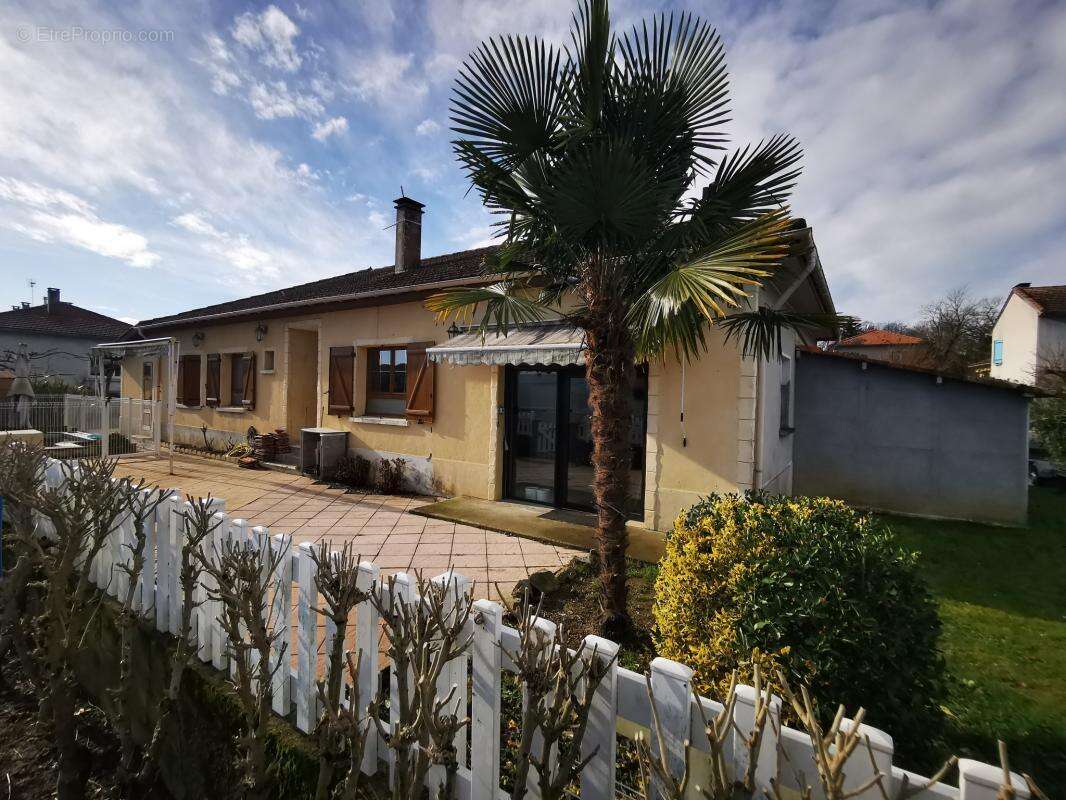 Maison à MADIRAN