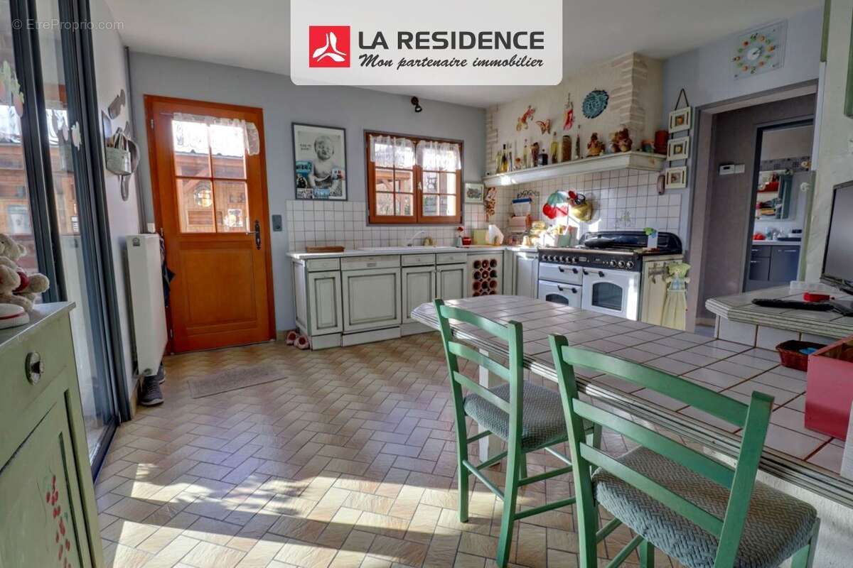 Maison à PONT-DE-L&#039;ARCHE