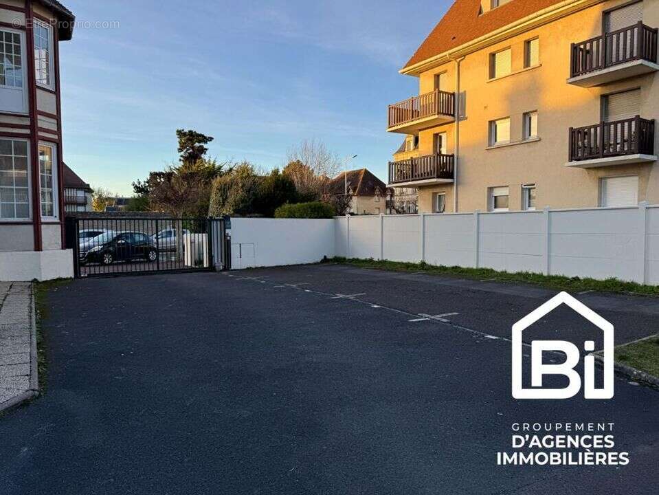 Appartement à OUISTREHAM