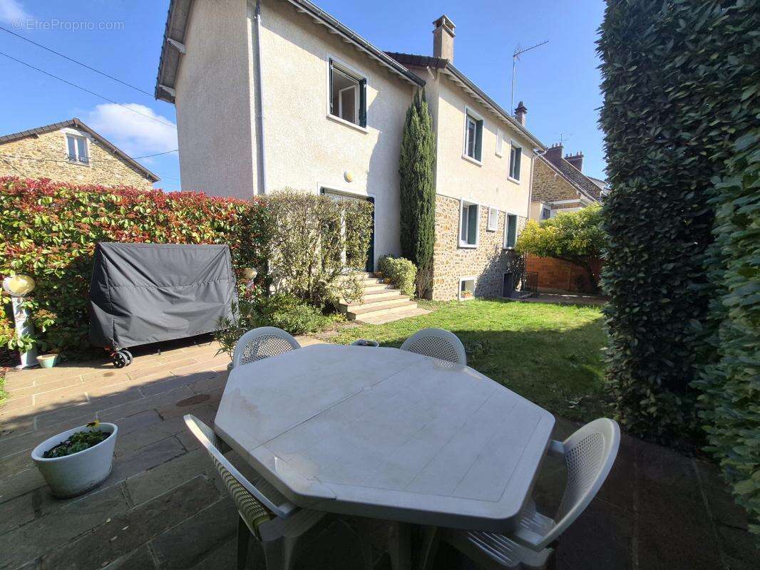 Maison à ATHIS-MONS