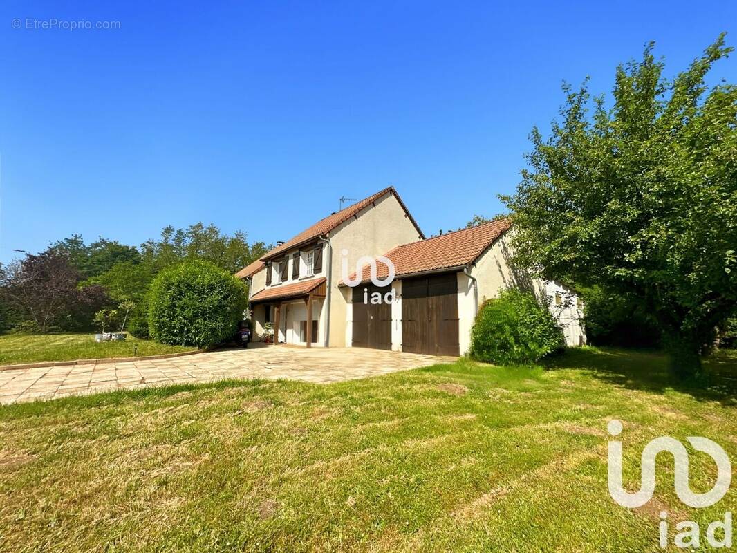 Photo 1 - Maison à PARON