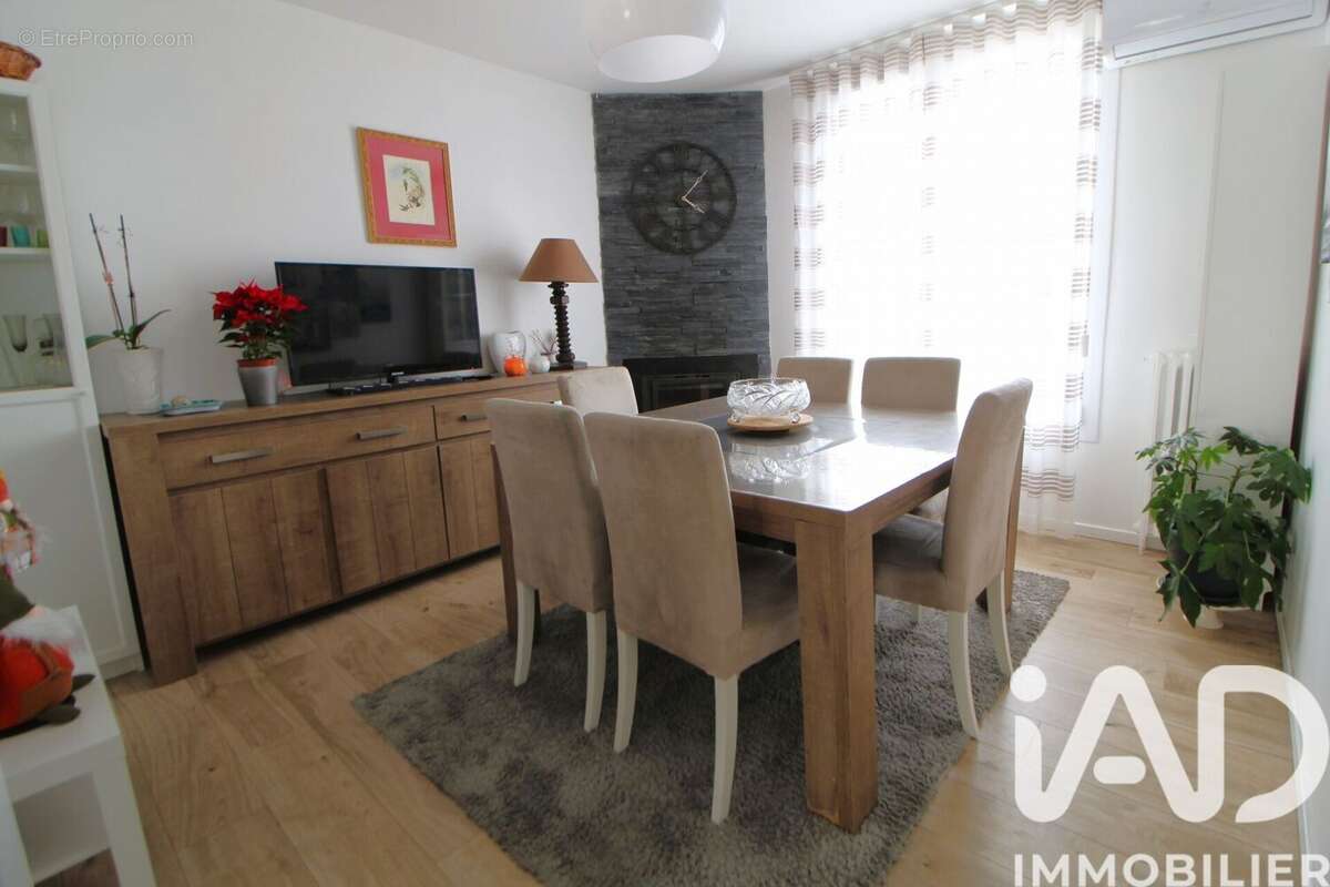 Photo 7 - Maison à VILLENEUVE-LE-ROI