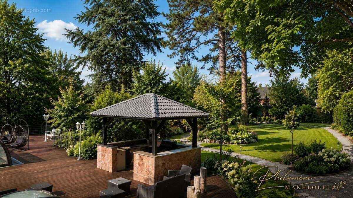 Maison à LE MEE-SUR-SEINE