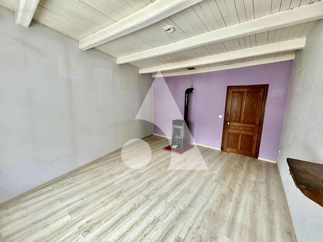 Maison à SEROCOURT