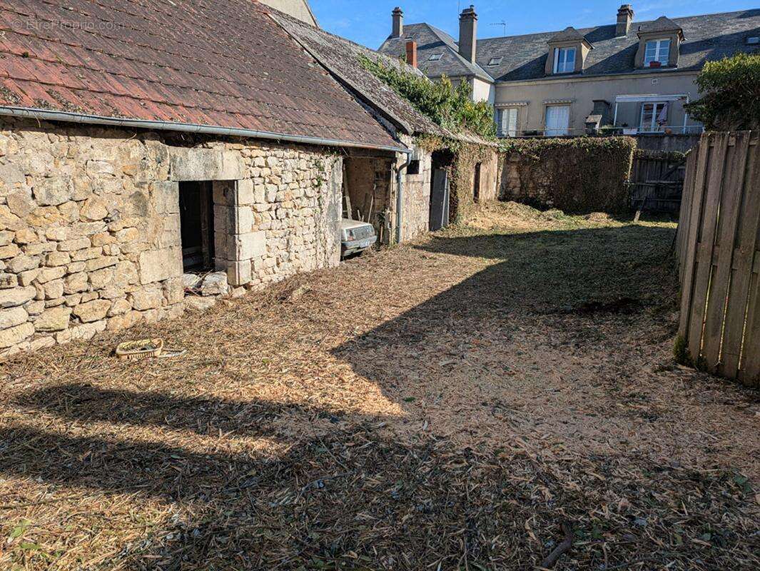 Maison à LA CHARITE-SUR-LOIRE