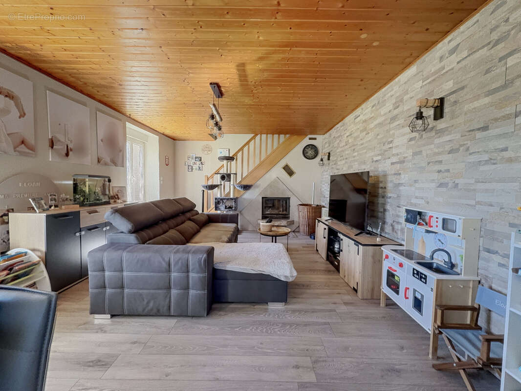 Appartement à DAMPRICHARD