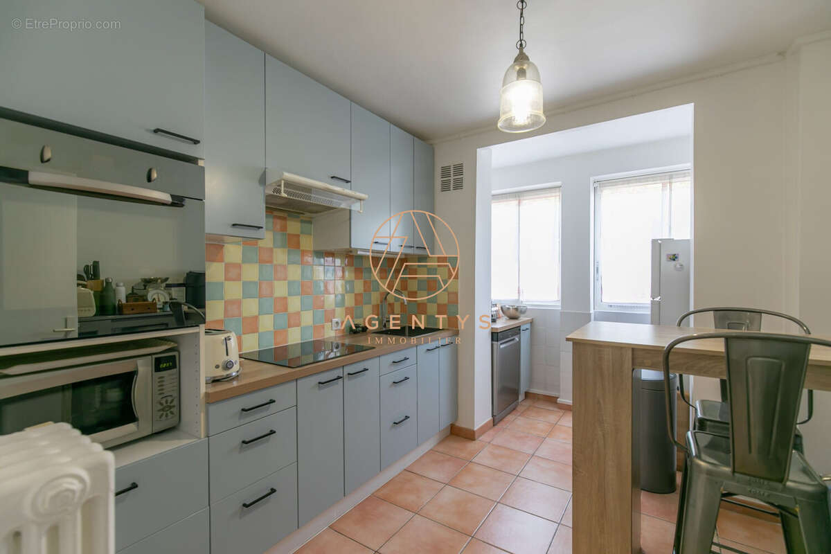 Appartement à SAINT-MAUR-DES-FOSSES