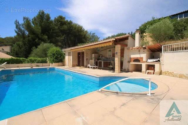 Maison à AURIOL