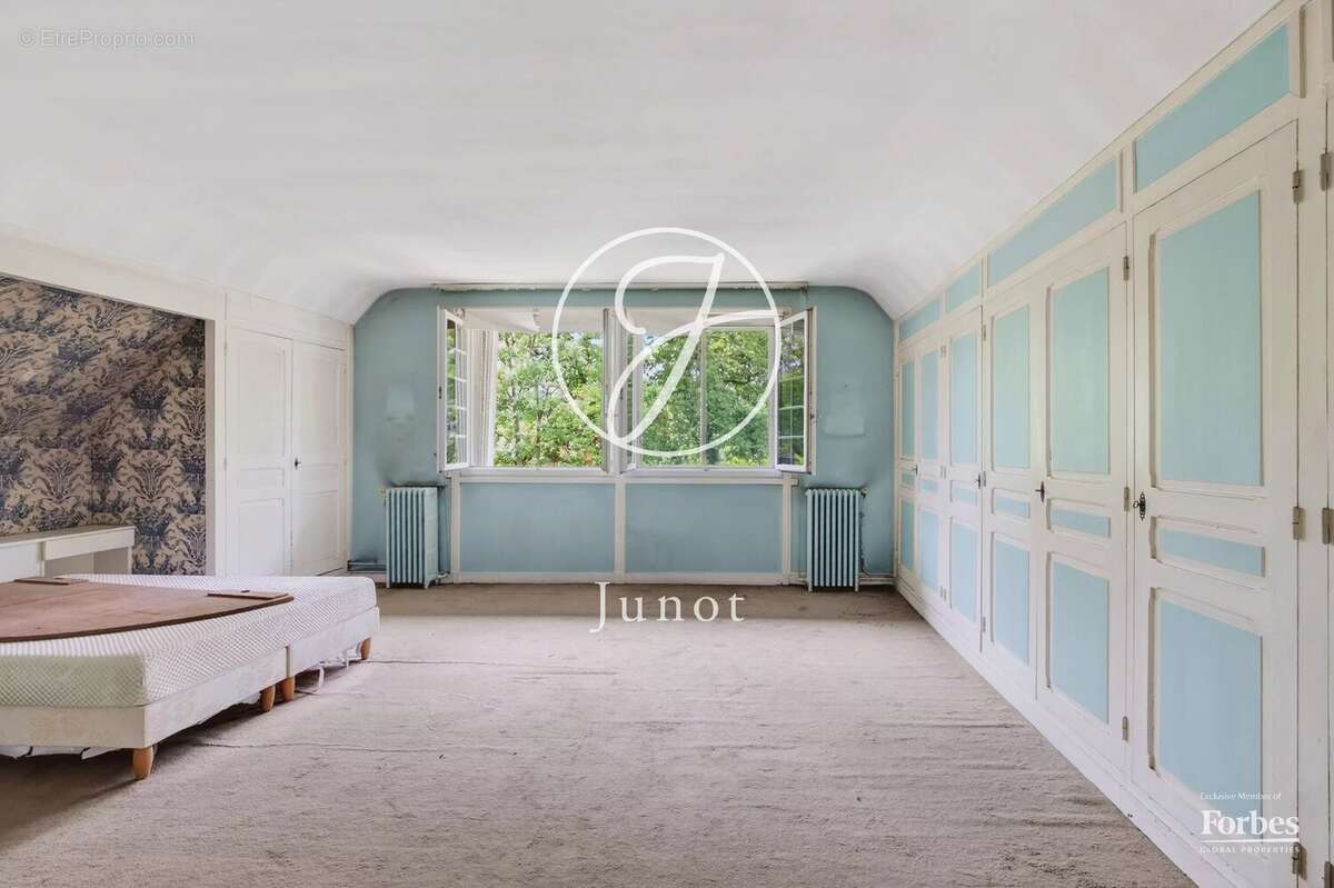 Appartement à GARCHES