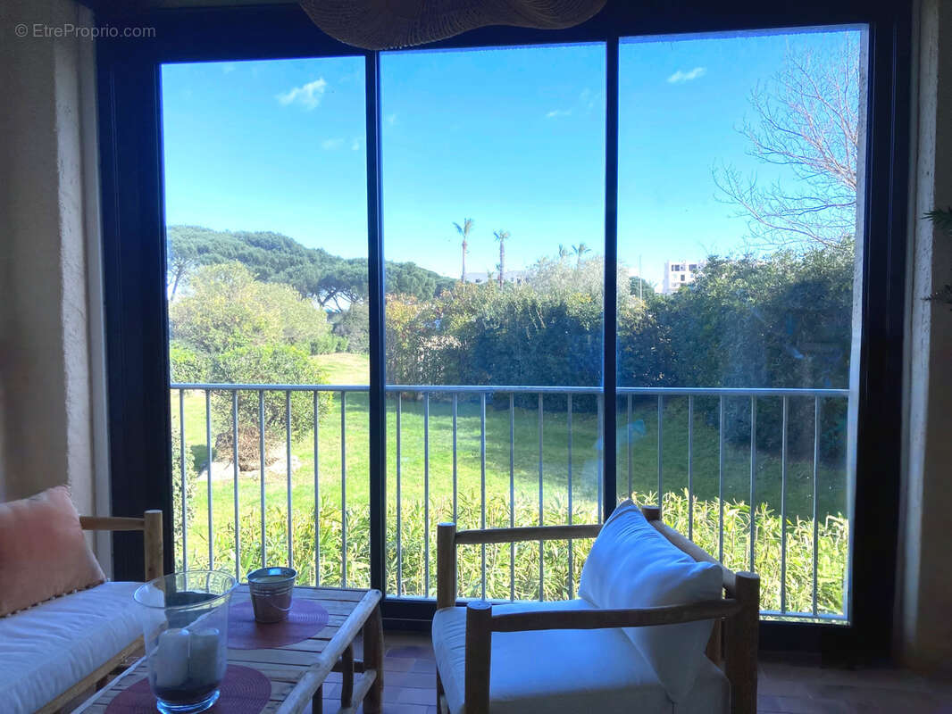 Appartement à COGOLIN