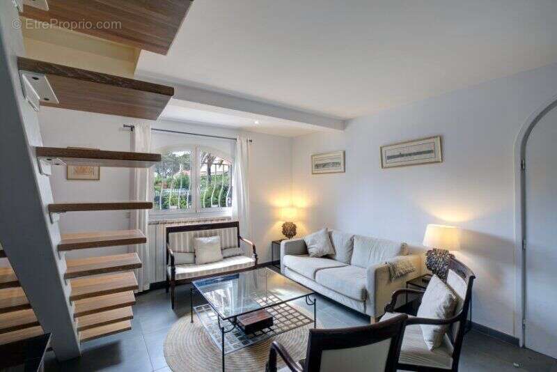 Photo 5 - Maison à SAINT-RAPHAEL