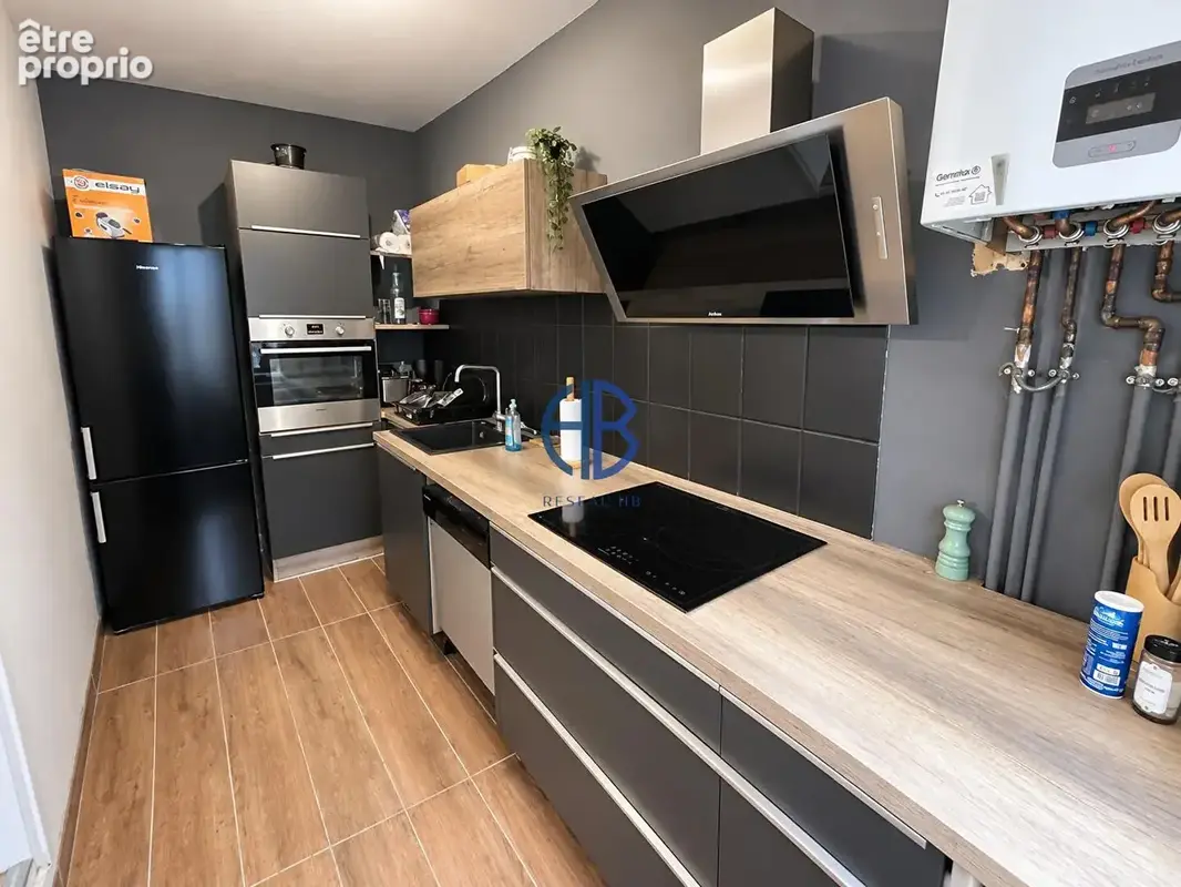 Appartement La Tour Du Pin 4 pièce(s) 84 m2 spécial investisseur - photo 2