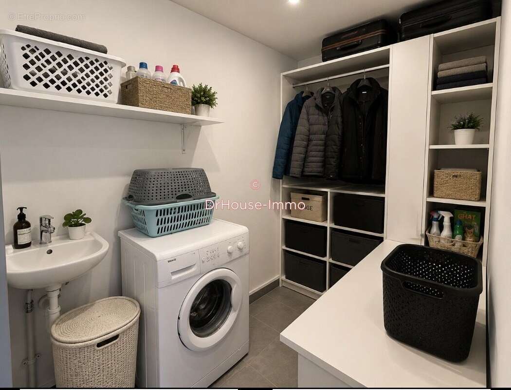 Appartement 99 m² à Cenon  - photo 9