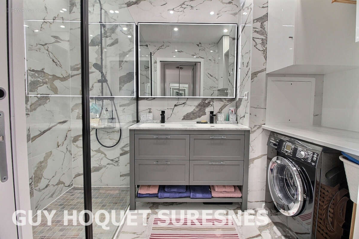 Appartement à SURESNES