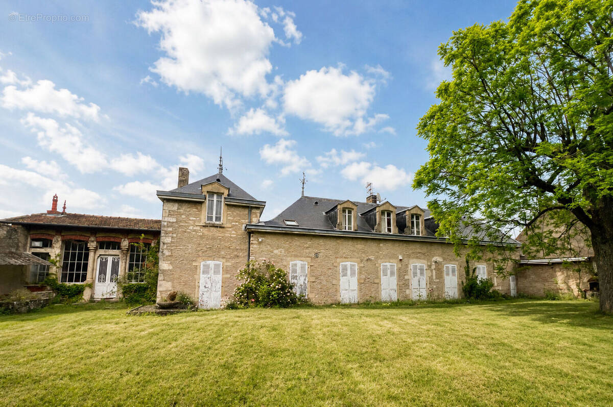 Maison à RULLY