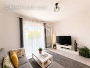 Appartement à SAINT-YZAN-DE-SOUDIAC