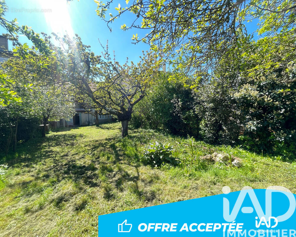 Photo 1 - Maison à CLAMART