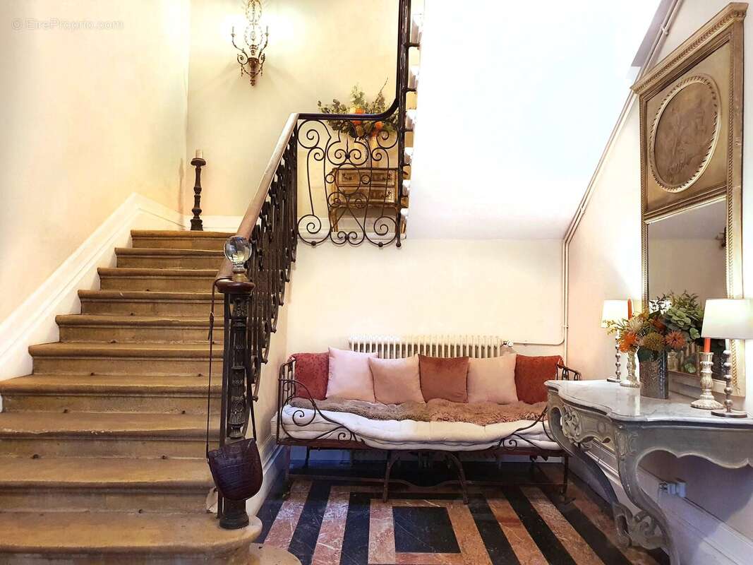 Une maison de maître élégante et exceptionnelle - photo 5
