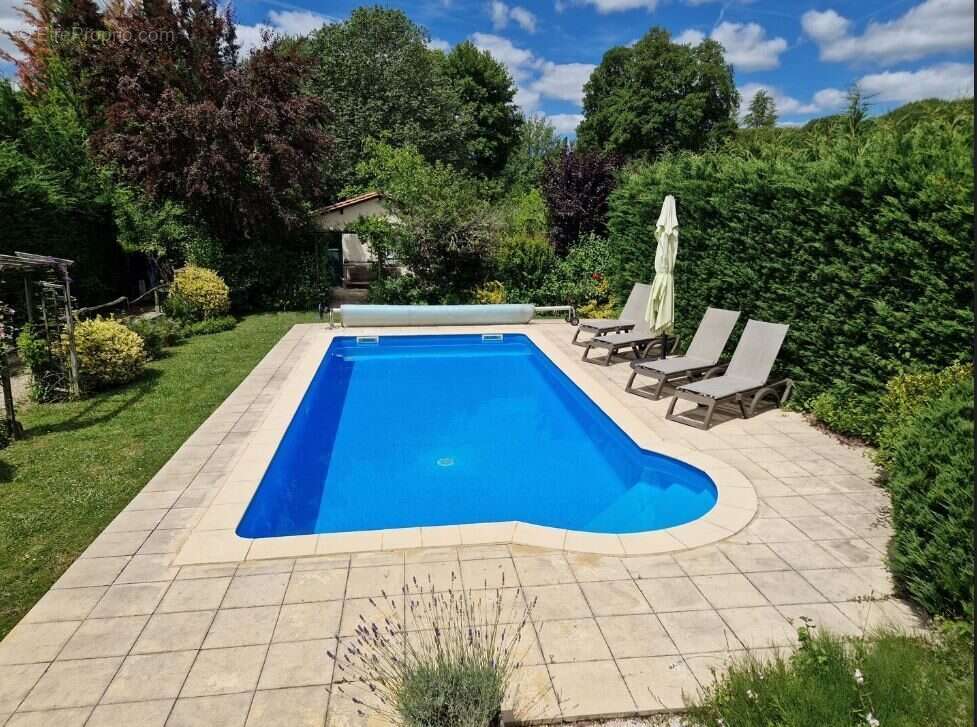 Maison 112 m² à Tremolat  - photo 2