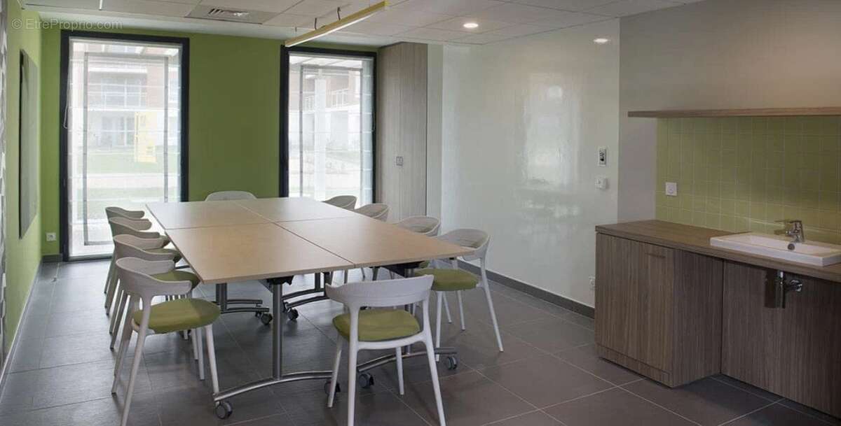 INVESTISSEMENT LOCATIF  BLOIS  Résidence Seniors Les Comtes de Sologne - 4,62 % de rentabilité - photo 12