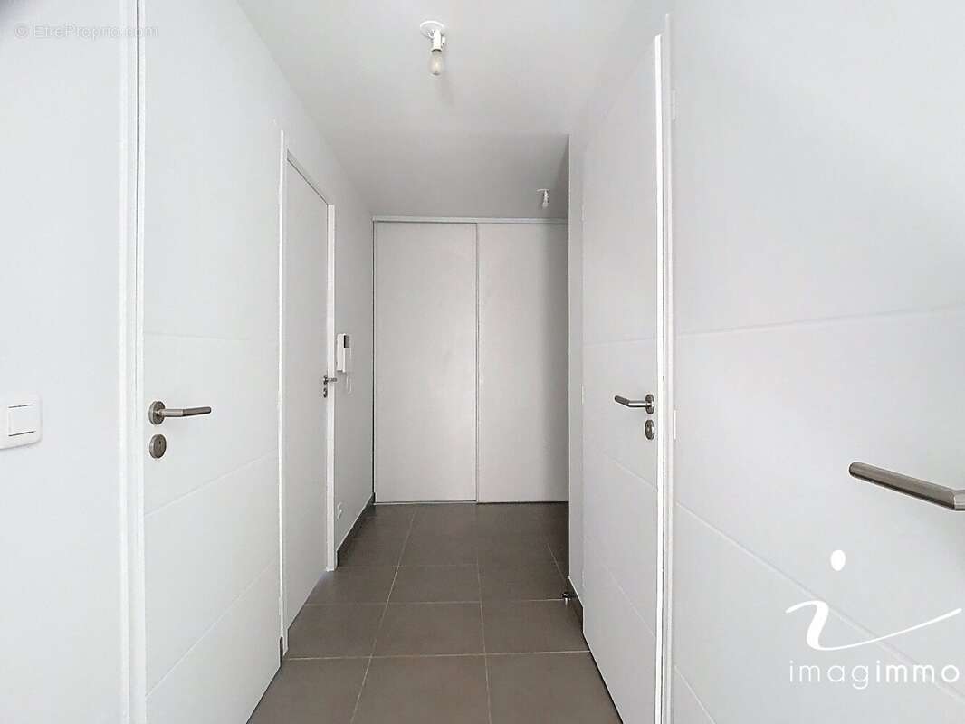 Appartement à JUVIGNAC
