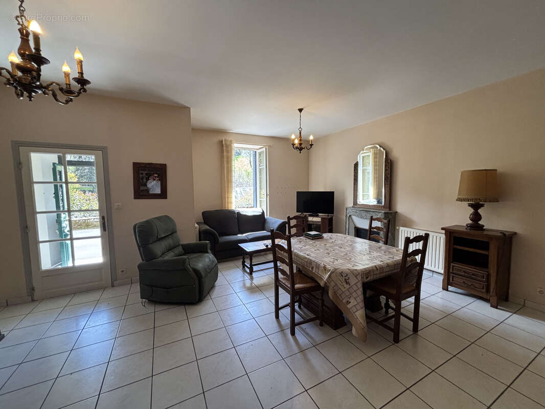 Maison à SAINT-PROJET-DE-SALERS