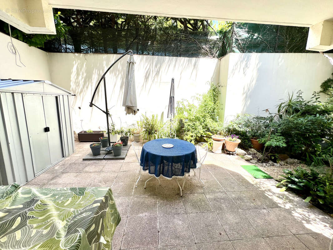 Appartement à LE CANNET