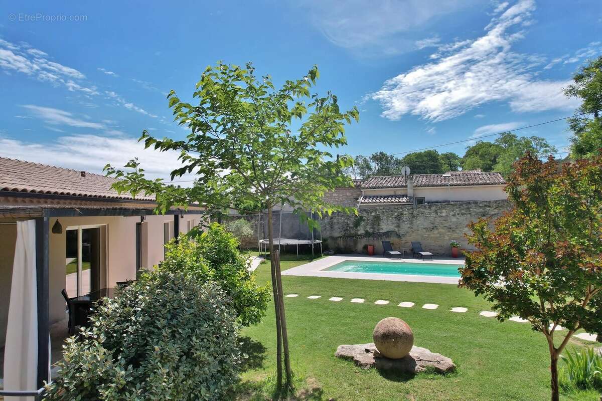 Maison à UZES