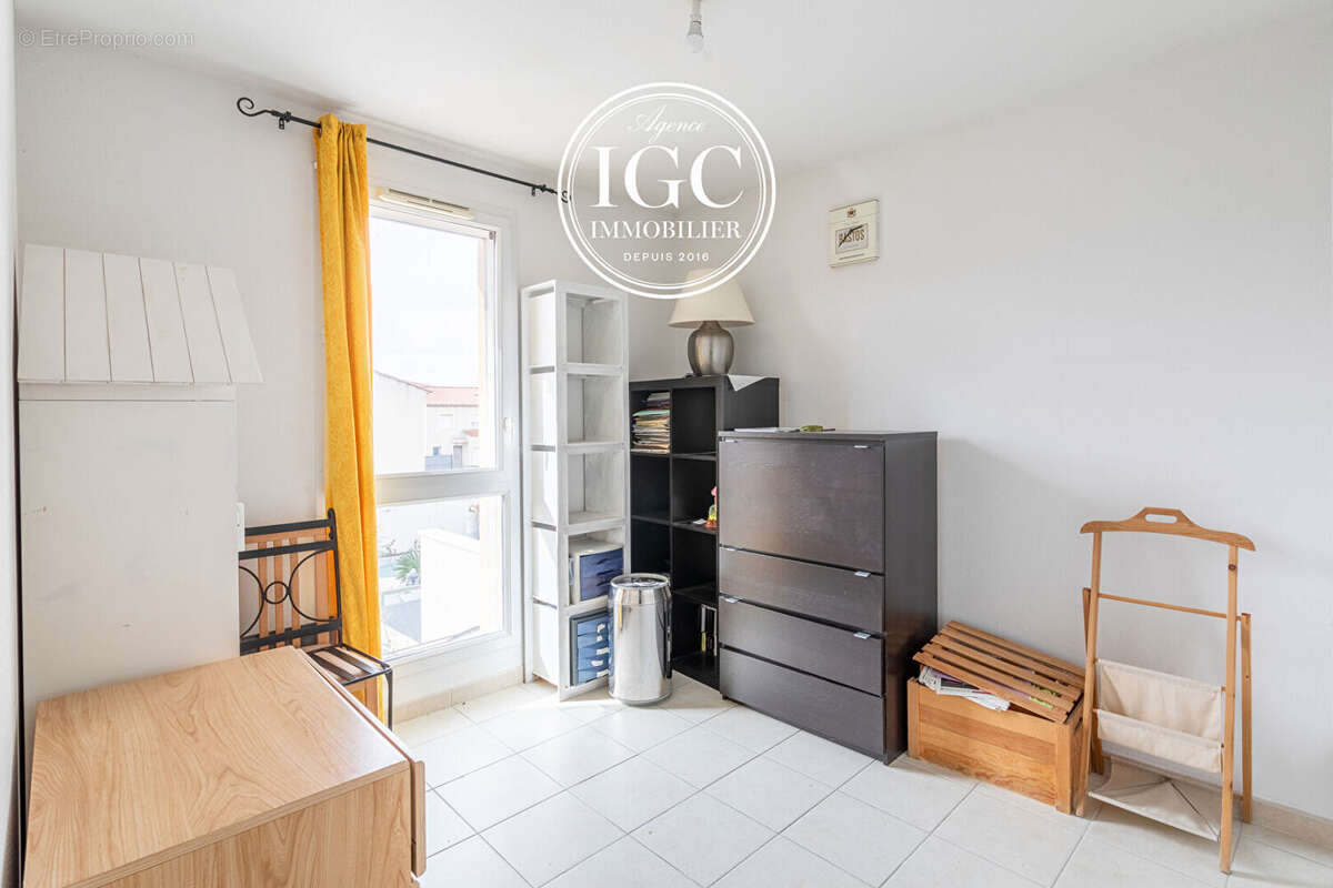 Maison à CHATEAUNEUF-LES-MARTIGUES