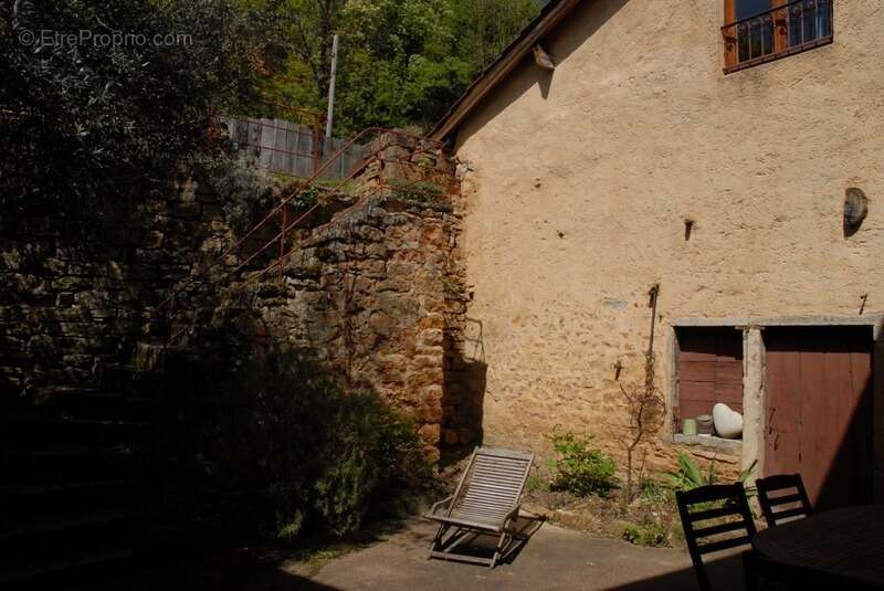 Maison à CURIS-AU-MONT-D'OR