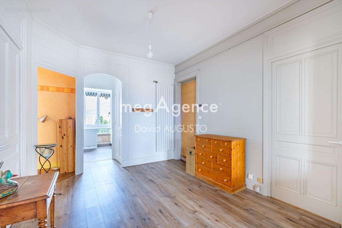 Appartement à VILLEURBANNE
