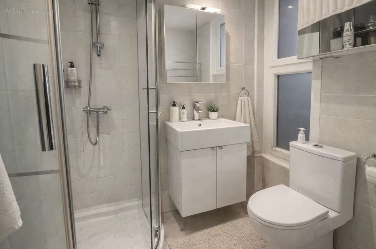 Appartement à PARIS-15E