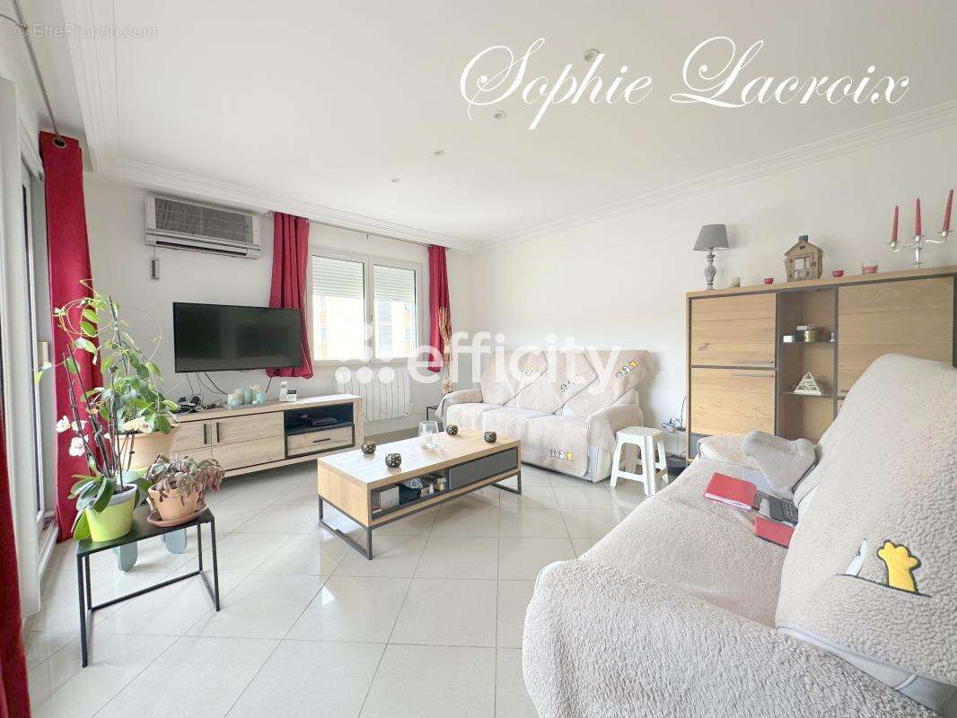 Appartement à LE PEAGE-DE-ROUSSILLON