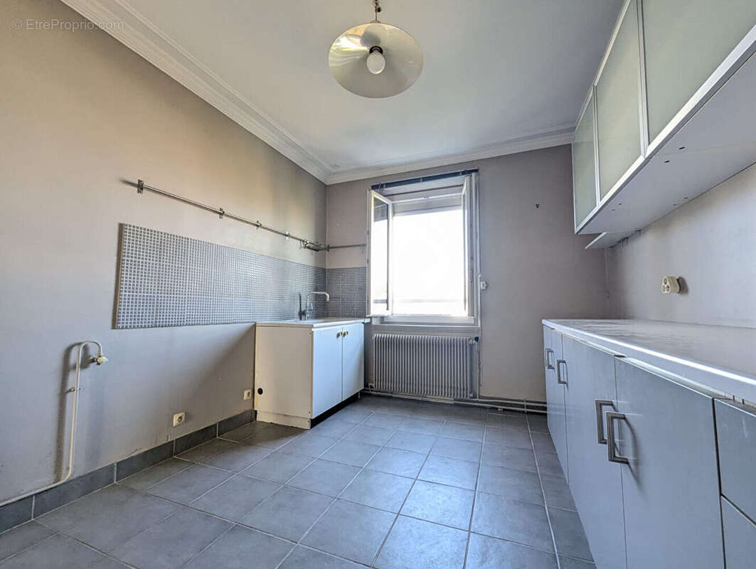 Appartement à FONTENAY-SOUS-BOIS