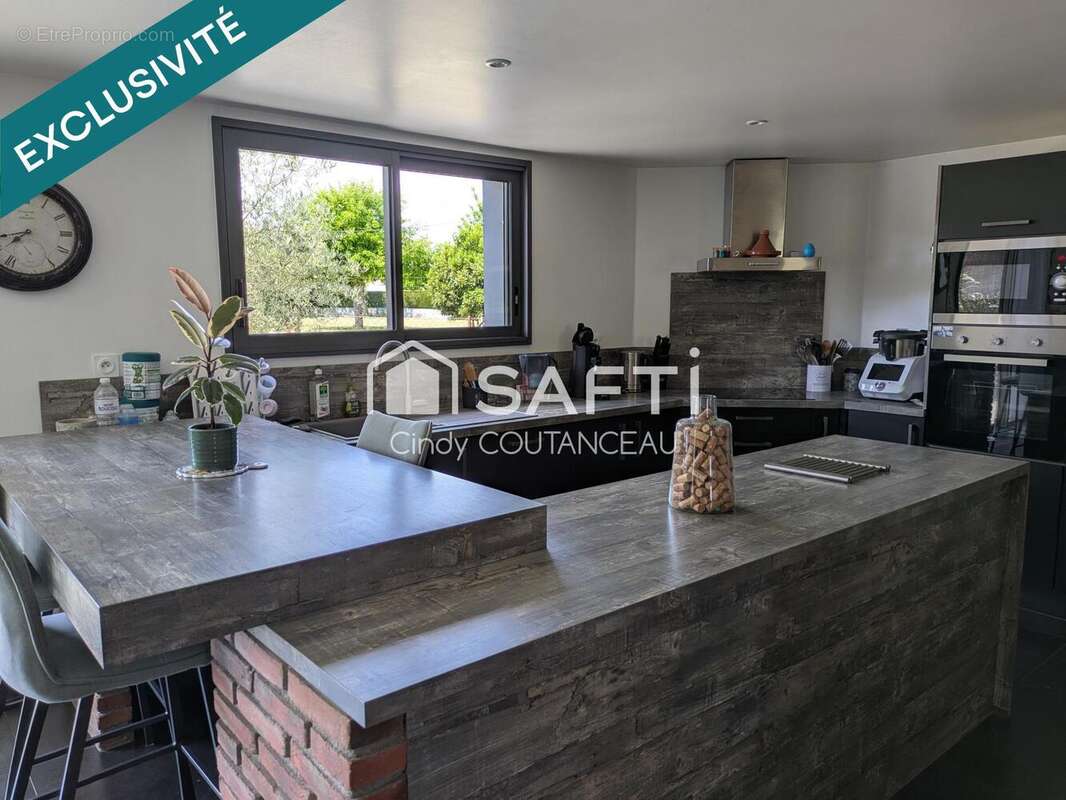 Maison 104 m² à La Roche-Sur-Yon  - photo 4