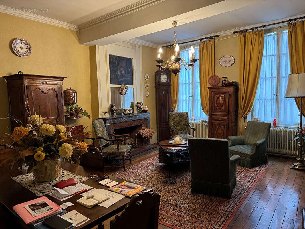 Appartement à MOULINS