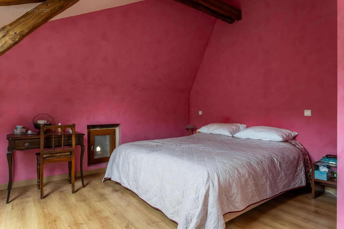 Maison à PUY-L'EVEQUE