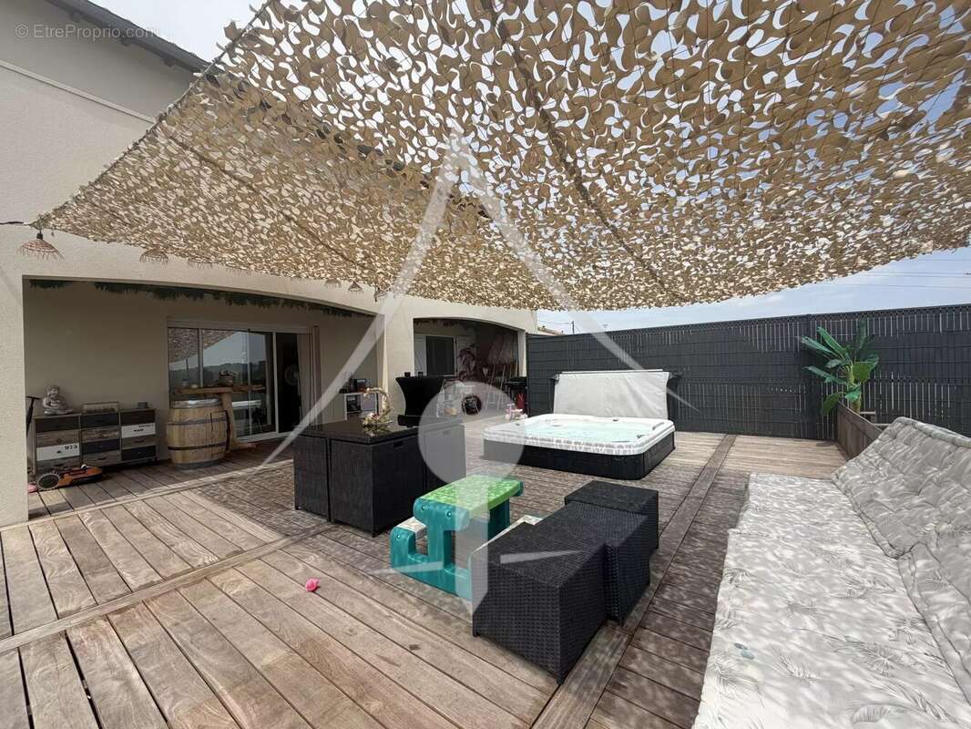 Maison 130 m² à Lavernose-Lacasse (31410) – Vue Pyrénées. spa & terrasse - photo 17